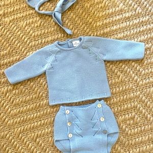 Newborn knits